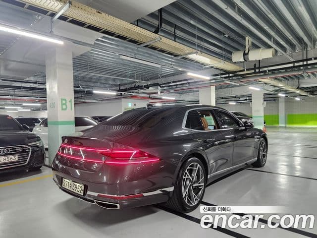 Genesis G90 2022 — ფოტო 18/20