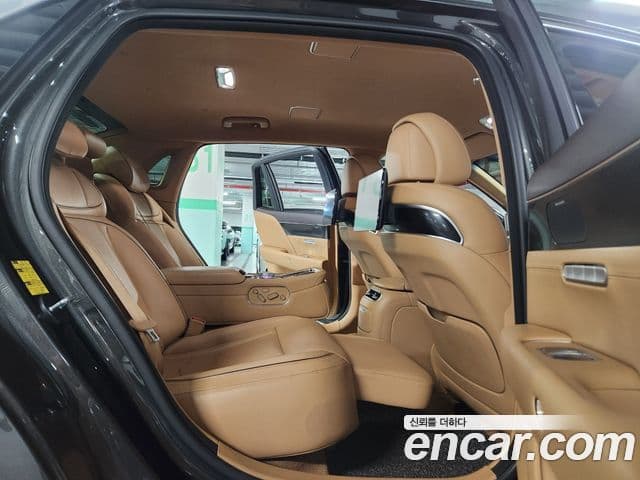 Genesis G90 2022 — ფოტო 9/20
