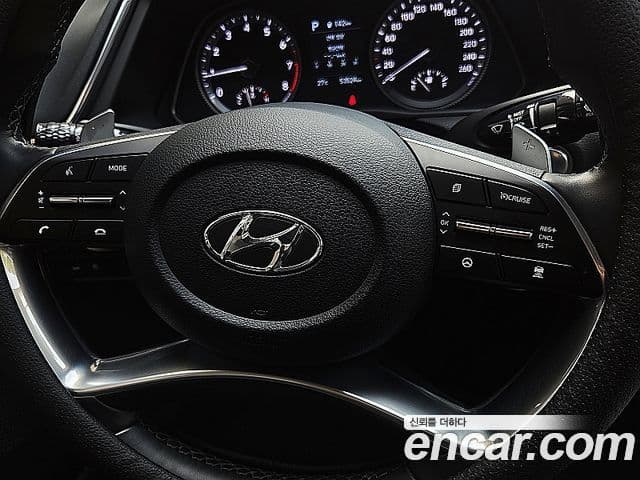 Hyundai Sonata Hybrid 2020 — Şəkil 12/20