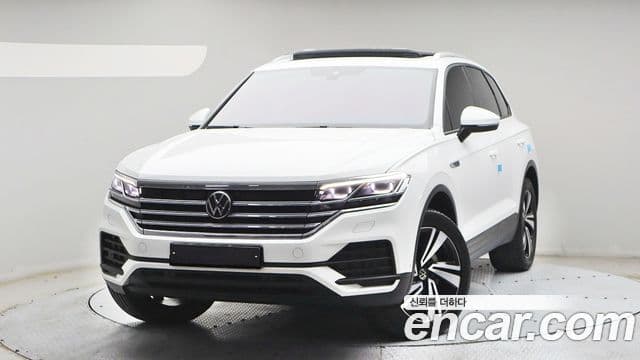 Volkswagen Touareg 2023 — ფოტო 20/20