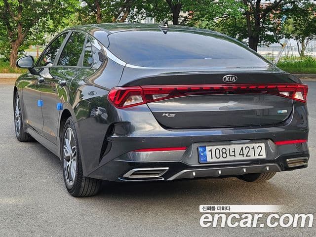 Kia K5 2020 — ფოტო 4/20