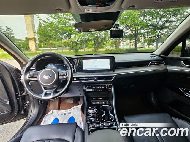 Kia K5 2020 — ფოტო 9/20