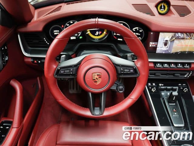 Porsche 911 2021 — Photo 15/20