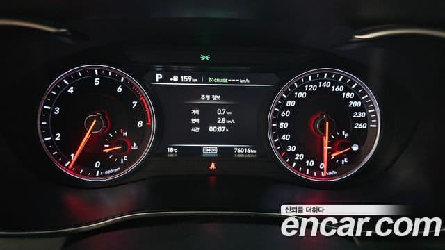 Genesis G70 2019 — ფოტო 8/20