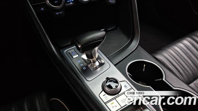 Genesis G70 2019 — ფოტო 9/20