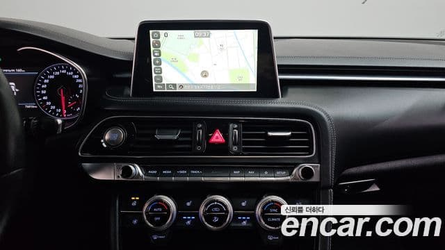 Genesis G70 2019 — ფოტო 12/20