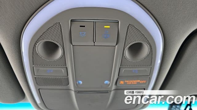 Genesis G70 2019 — ფოტო 15/20