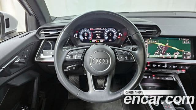 Audi A3 2023 — ფოტო 13/20