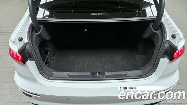Audi A3 2023 — ფოტო 18/20