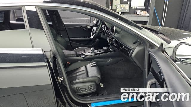 Audi A5 2019 — Şəkil 12/20