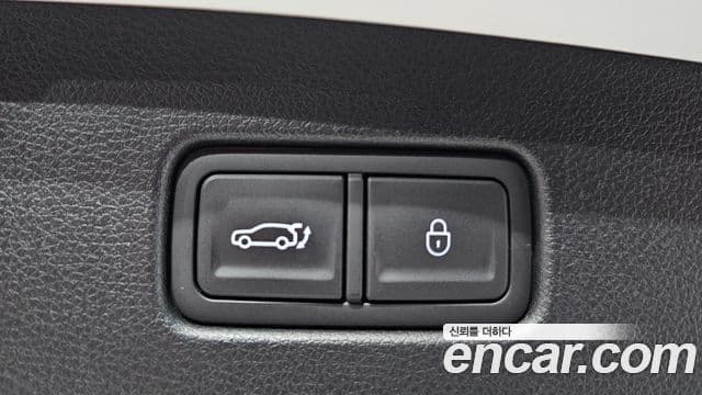 Genesis GV70 2024 — ფოტო 29/33
