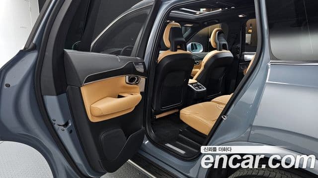 Volvo XC90 2021 — Şəkil 12/20