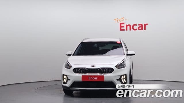 Kia Niro 2021 — Photo 27/30