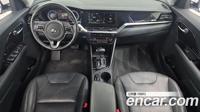 Kia Niro 2021 — Photo 17/30