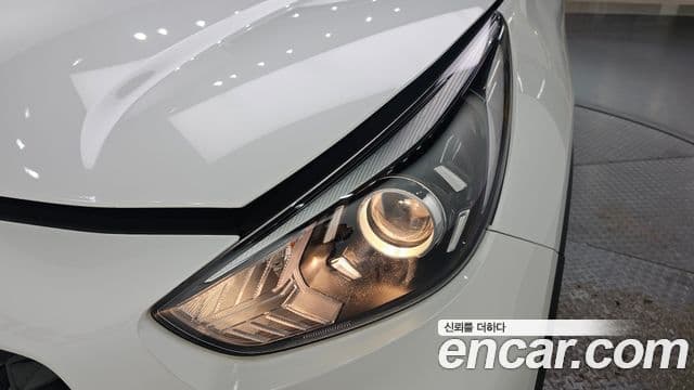 Kia Niro 2021 — Photo 22/30