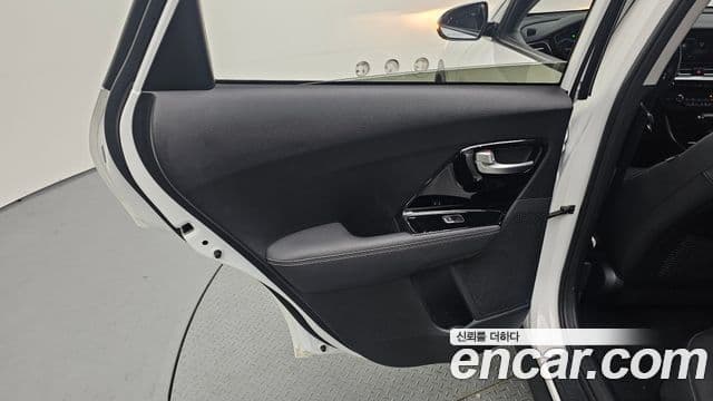 Kia Niro 2021 — Photo 9/30