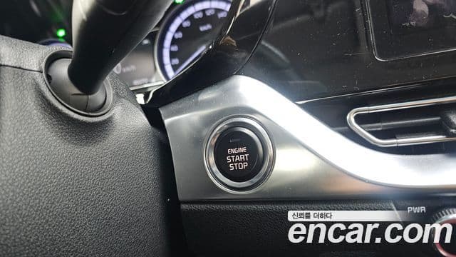 Kia Niro 2021 — Photo 30/30