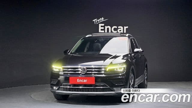 Volkswagen Tiguan 2019 — ფოტო 3/20