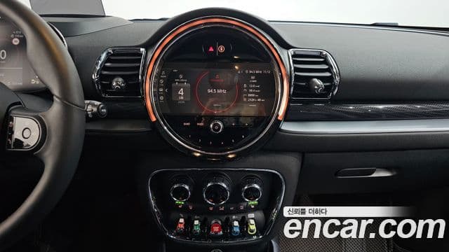 Mini Cooper S Clubman 2022 — Şəkil 12/20