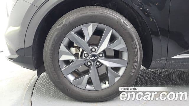 Kia Sportage 2022 — Şəkil 5/20