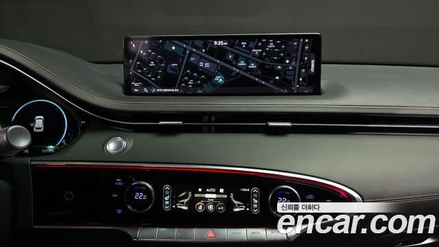 Genesis GV70 2022 — Şəkil 13/20