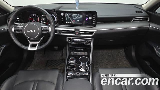 Kia K5 2023 — Şəkil 7/20