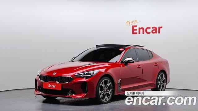 Kia Stinger 2019 — ფოტო 1/20