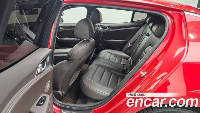 Kia Stinger 2019 — Photo 30/30