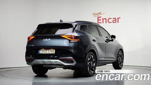 Kia Sportage 2022 — ფოტო 2/20
