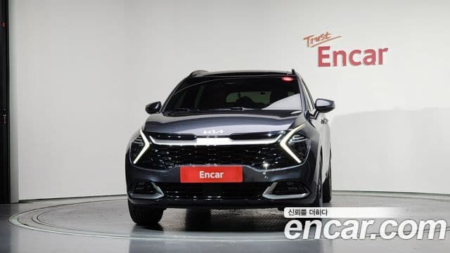 Kia Sportage 2022 — ფოტო 3/20