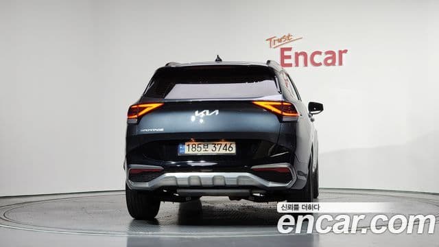 Kia Sportage 2022 — ფოტო 4/20