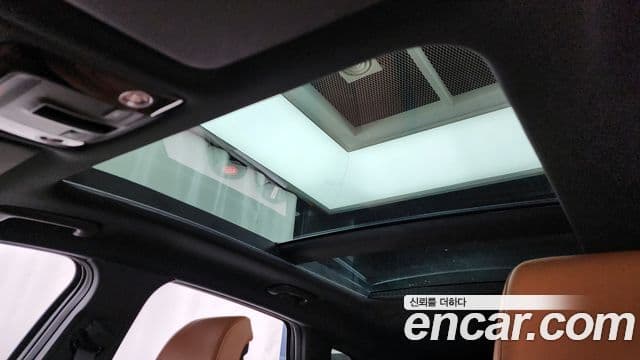 Kia Sportage 2022 — ფოტო 18/20