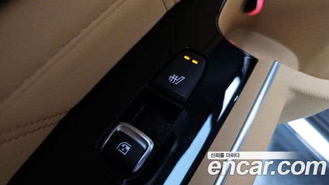 Kia Sorento 2020 — ფოტო 17/20