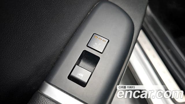 Hyundai Grandeur Hybrid 2022 — Photo 3/33