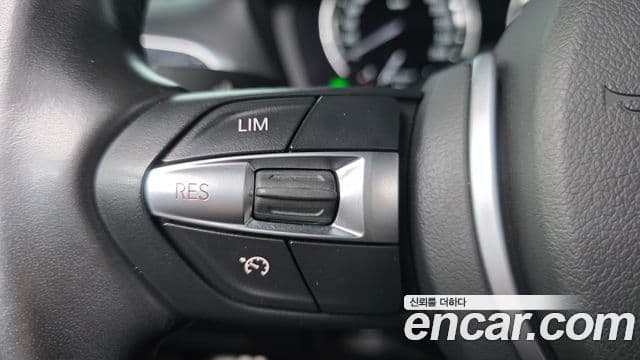 BMW 1 Series 2018 — Photo 2/35