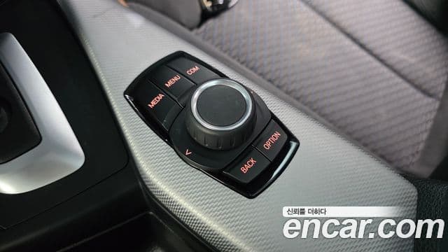 BMW 1 Series 2018 — Photo 24/35