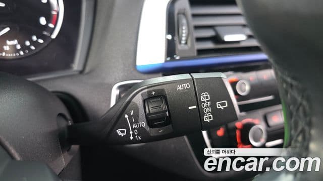 BMW 1 Series 2018 — Photo 16/35
