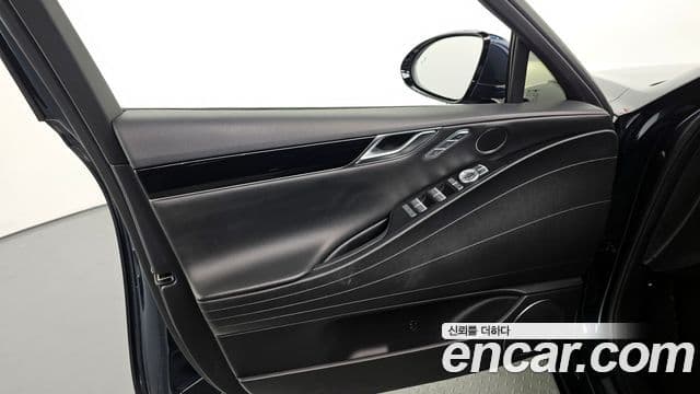 Genesis G80 2021 — Photo 31/33
