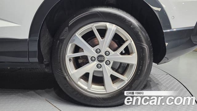 Audi Q3 2023 — Photo 8/30