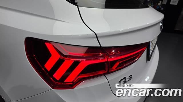 Audi Q3 2023 — Photo 14/30