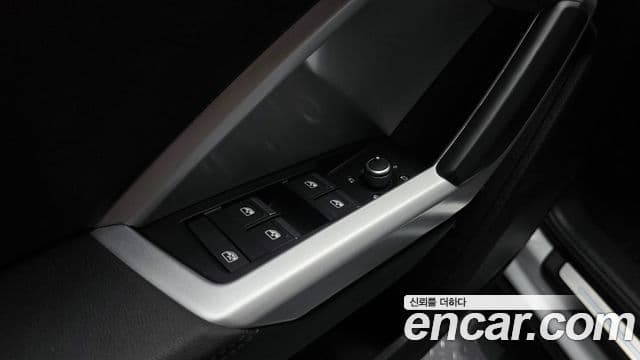 Audi Q3 2023 — Photo 20/30