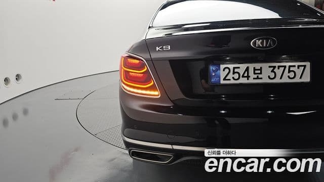 Kia The K9 2020 — Photo 18/34