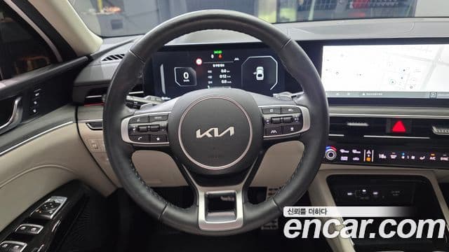 Kia K5 2024 — Photo 23/35
