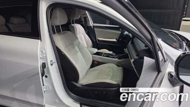 Kia K5 2024 — Photo 9/35