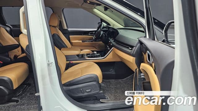 Kia Carnival 2021 — Şəkil 11/20