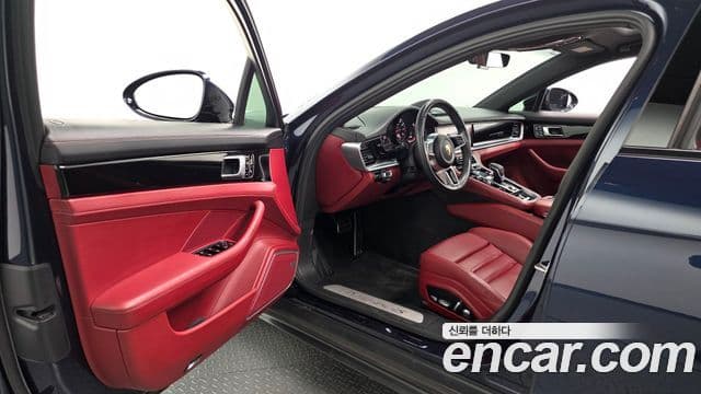 Porsche Panamera 2018 — Photo 15/20