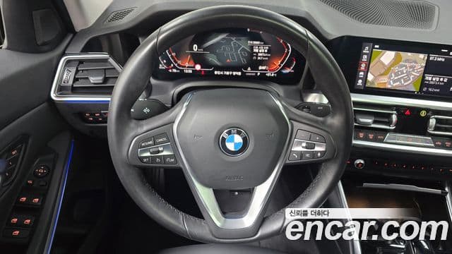 BMW 3 Series 2019 — Şəkil 12/20