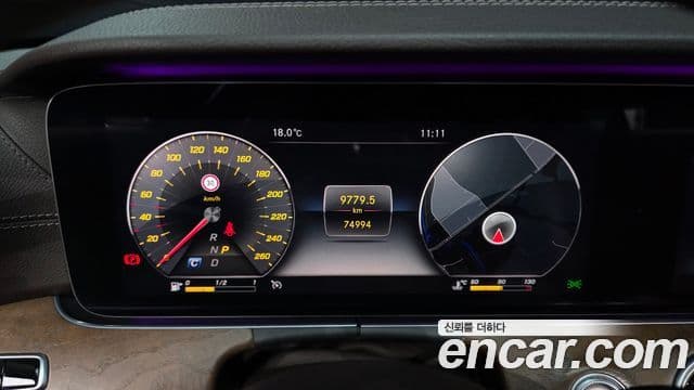 Mercedes-Benz E-Class 2019 — ფოტო 8/20