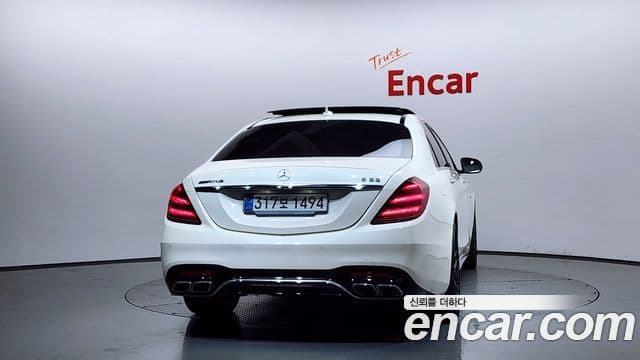 Mercedes-Benz S-Class 2019 — ფოტო 15/20