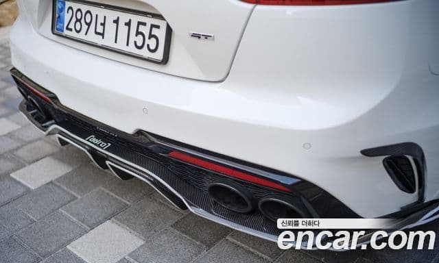 Kia Stinger 2018 — Фото 18/20